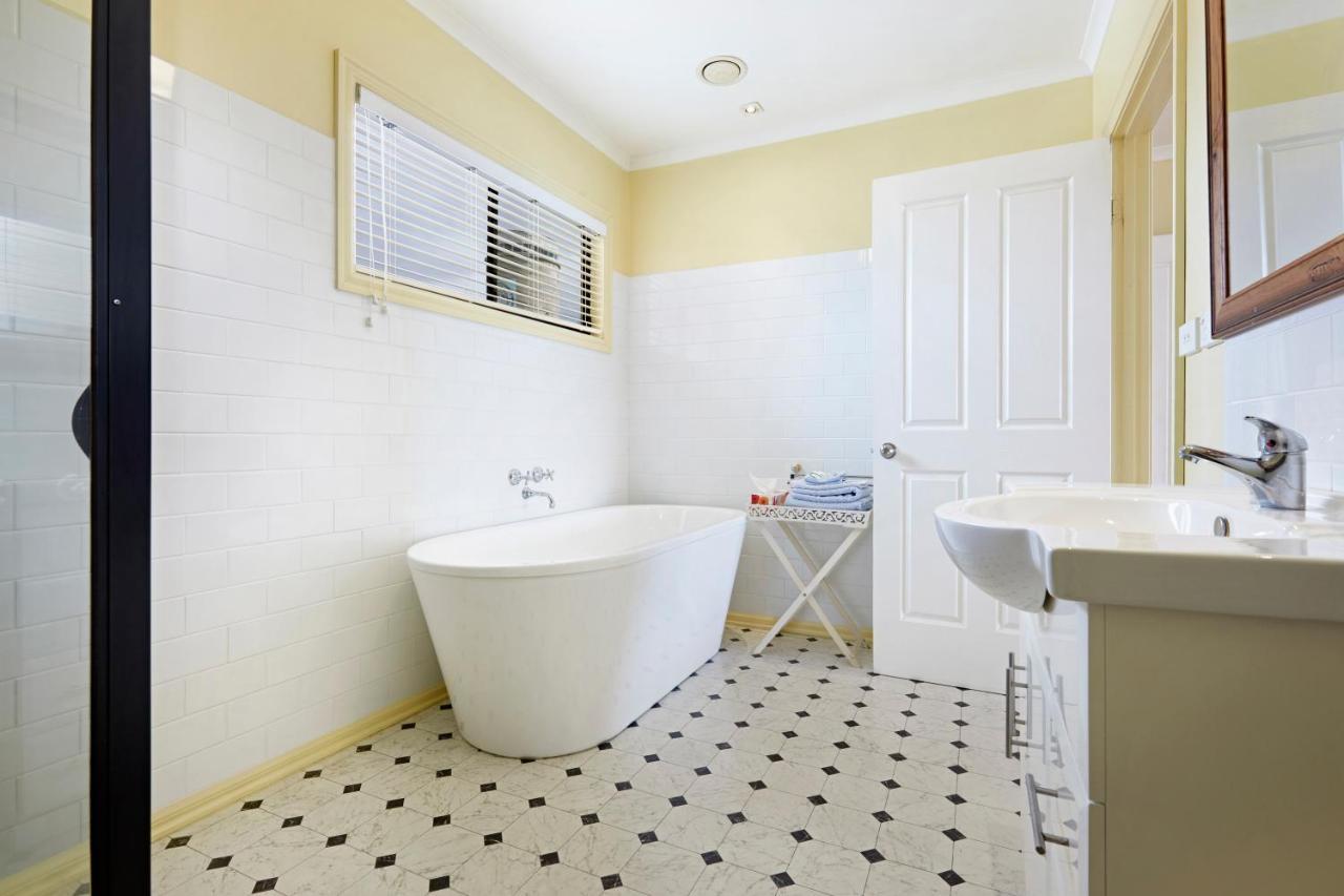 Clifftop Apartments Portland Vic Екстер'єр фото
